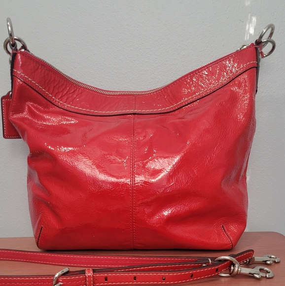 Coach Pleated Hobo/Crossbody (Patent) - Picture 5 of 12